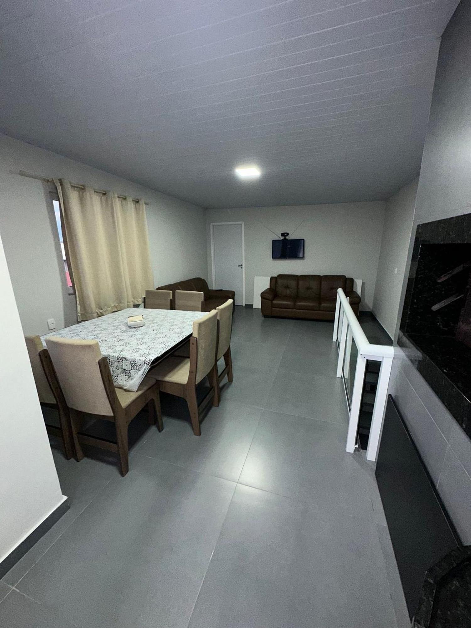 Residencial Wrubleski Sc Pinheira Εξωτερικό φωτογραφία